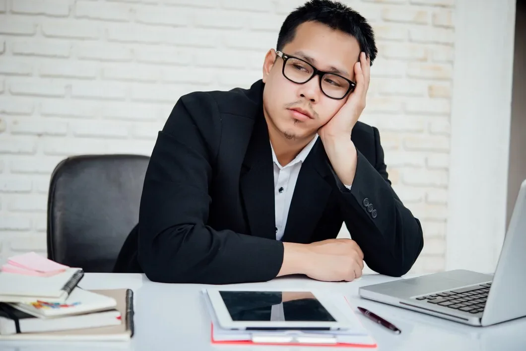Business Man Unhappy Businesspeople Sitting Office 1150 7692