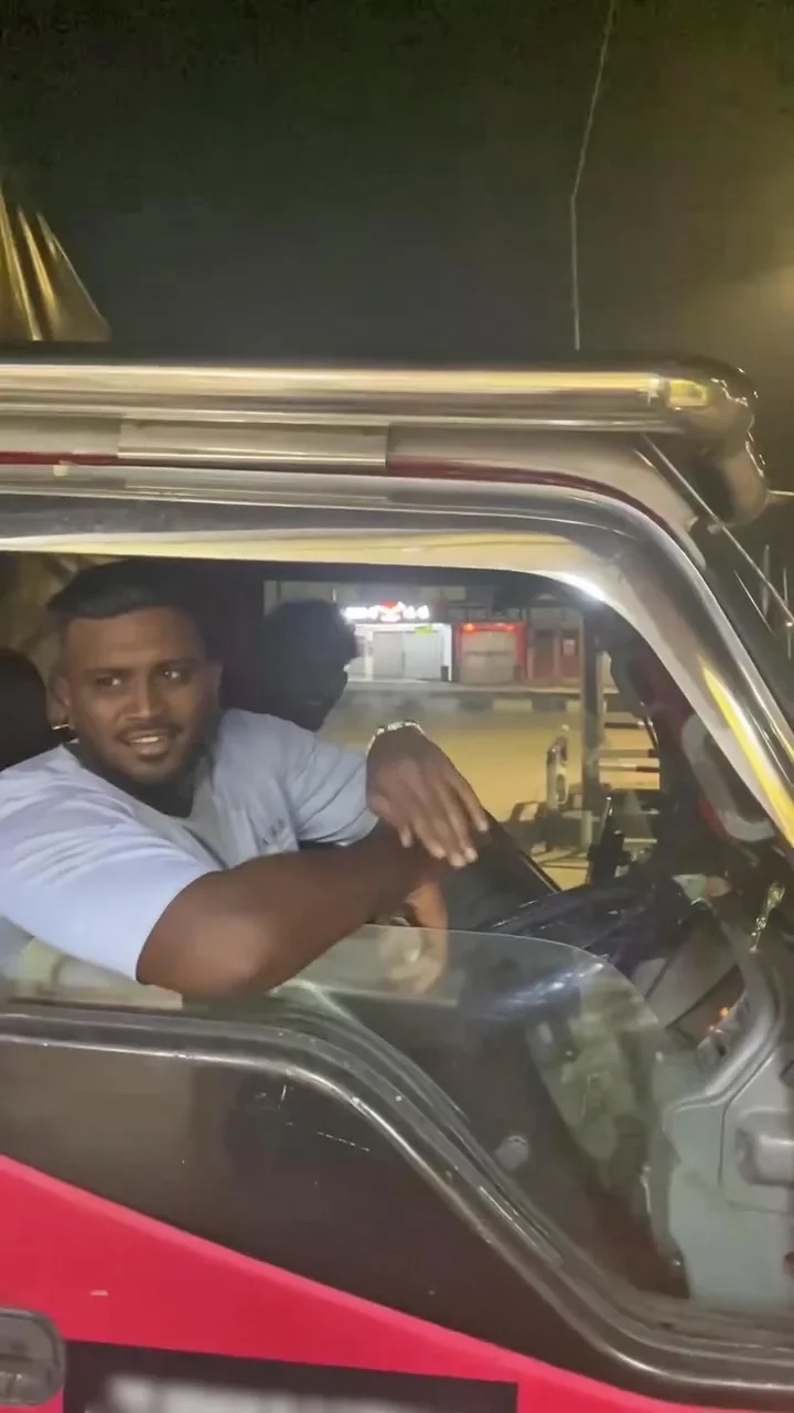 Edited 华裔老翁李岳华出门失联迷路被2名热心印裔男子载送回家 5