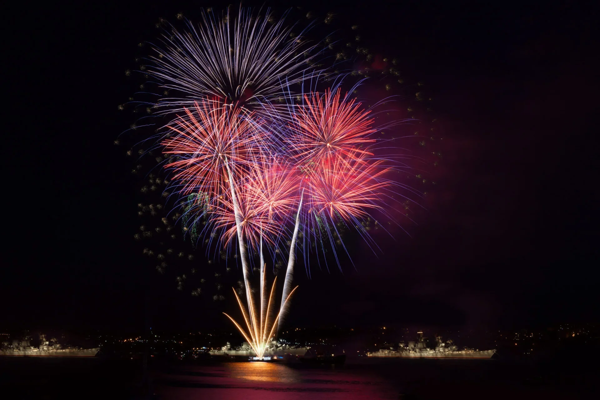 Fireworks Night Sky 123Rf