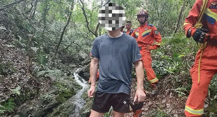 Guy Lost In Mountain